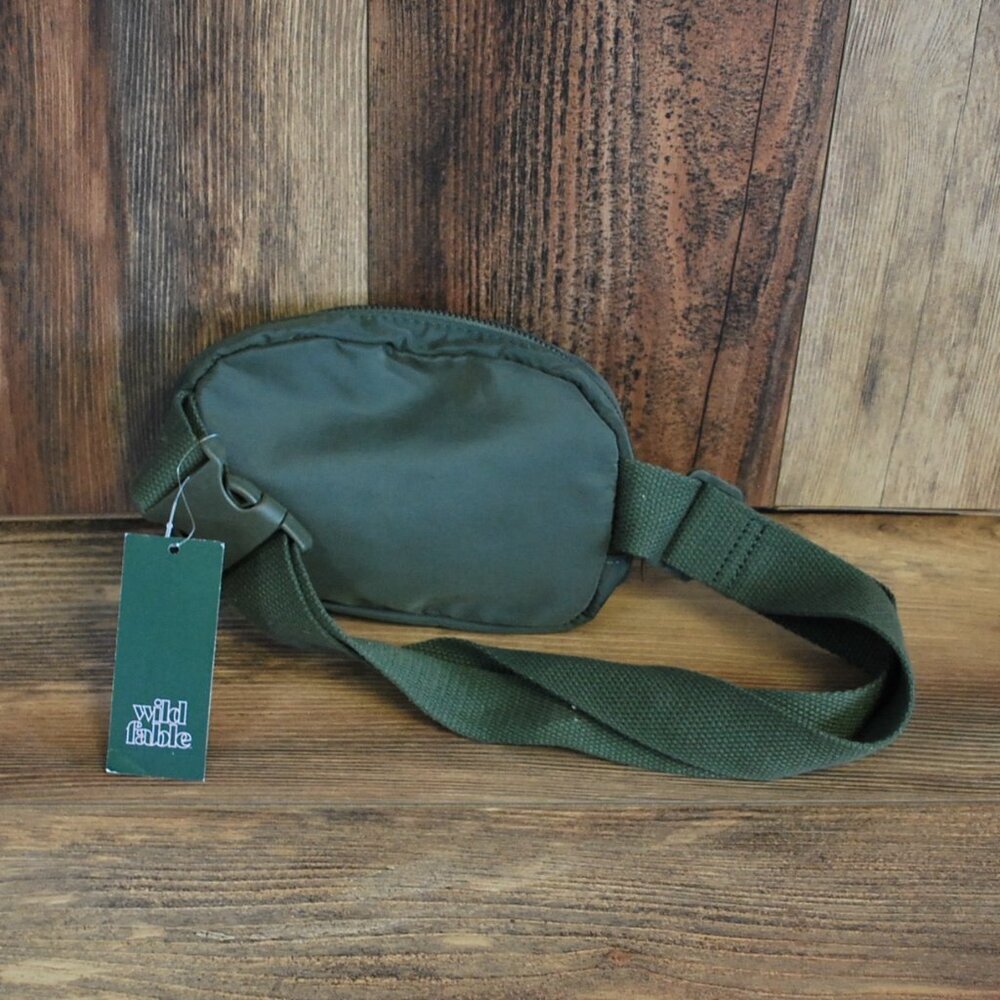 Wild Fable Green Crossbody Fanny Pack NWT